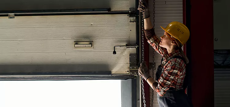Addressing Common Garage Door Stoppage Issues in Fallbrook, CA